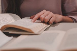 México lee poco: cuatro libros al año frente a los altos promedios de Japón y Estados Unidos