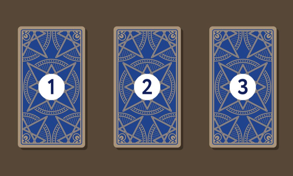 La tirada de tres cartas