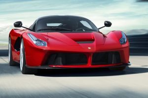 LaFerrari: El primer superdeportivo híbrido de los italianos