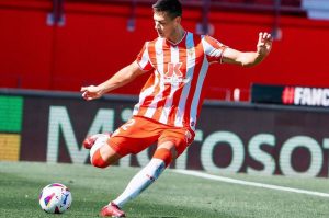 César Montes se suma a los mexicanos descendidos en 2024