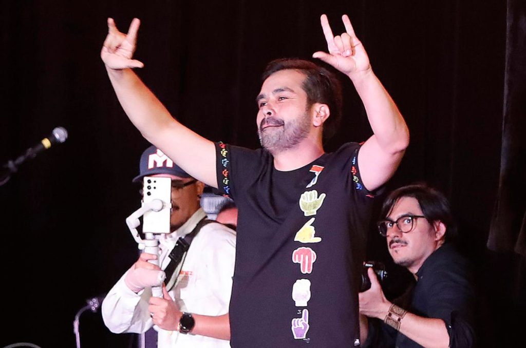 El candidato presidencial de Movimiento Ciudadano (MC), Jorge Álvarez Máynez, cerró su campaña con un festival musical ante miles de jóvenes.