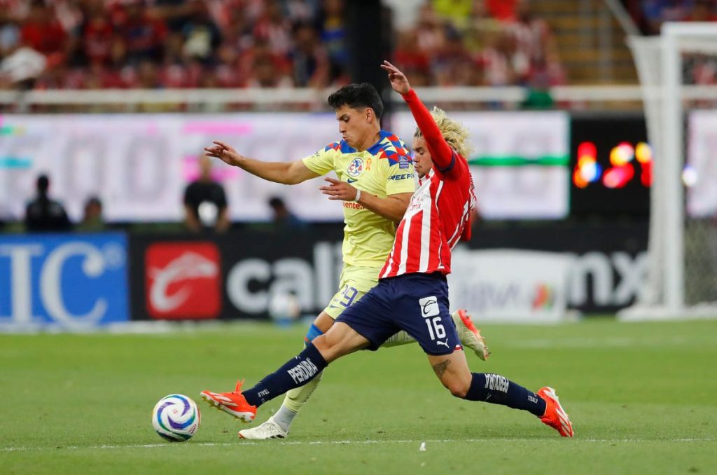 América vs Chivas juegan la semifinal de vuelta en la liguilla del Clausura 2024; conoce horario y canal de transmisión del Clásico Nacional.