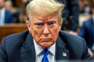 Jueza de Florida desestima el caso contra Donald Trump por llevarse documentos confidenciales