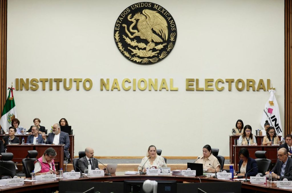 El INE confirmó que las Elecciones 2024 contarán con la presencia de 23 mil observadores electorales para garantizar su integridad.