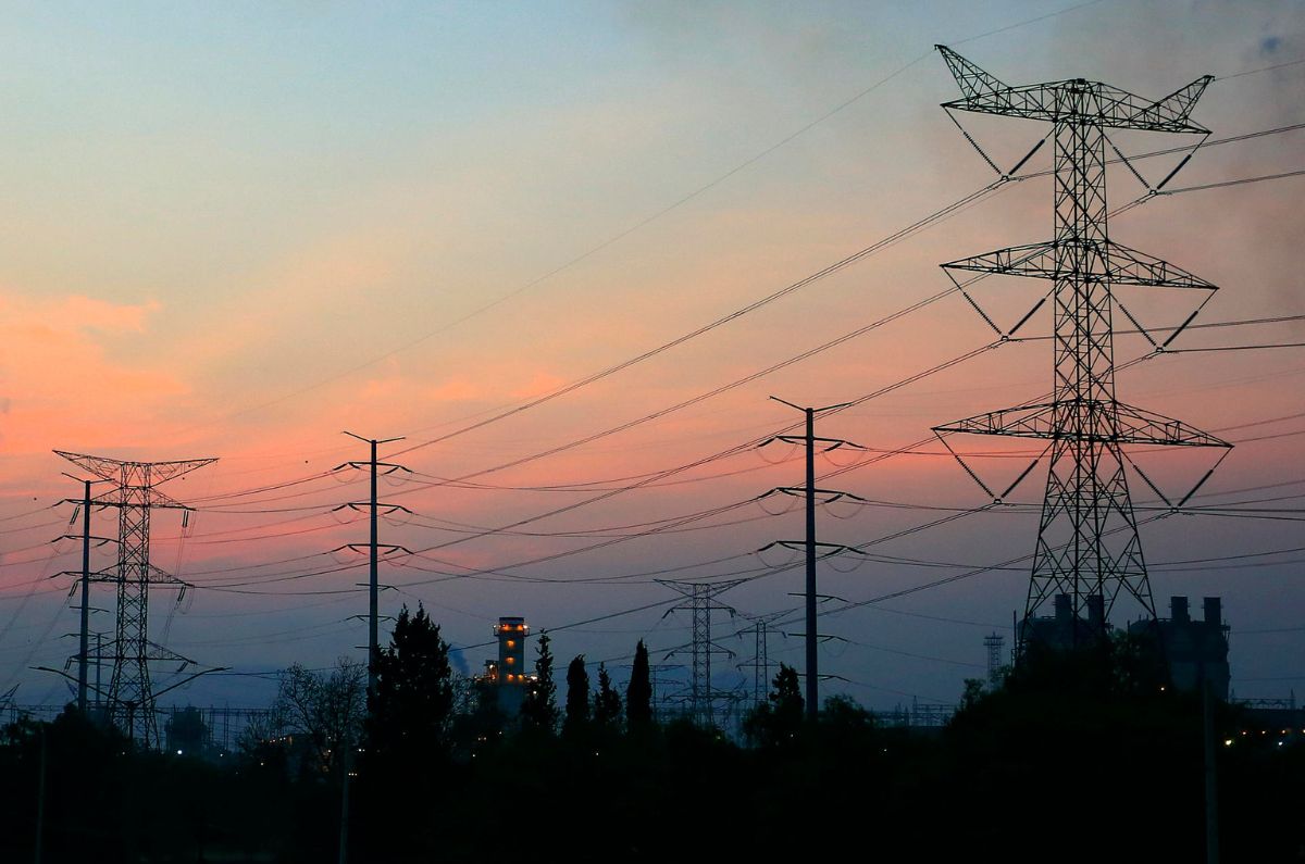 México declara estado de alerta en sistema eléctrico; podría haber nuevos apagones