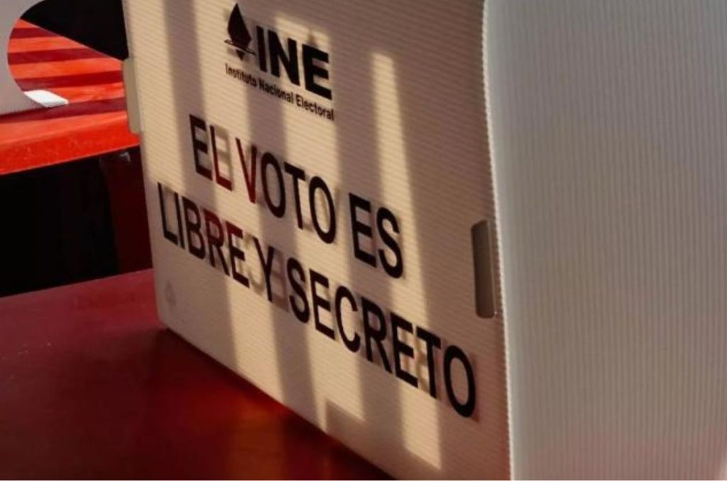 México actualmente está en periodo de veda electoral y debes saber que hay multas y diferentes sanciones para quienes NO la respeten.