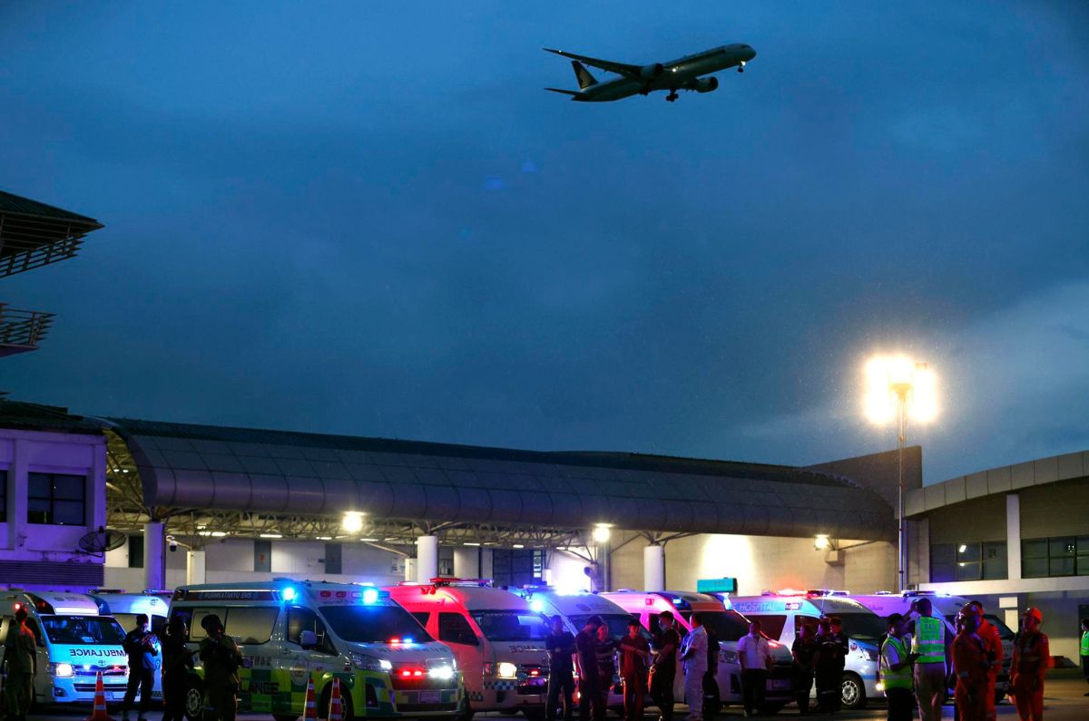 Fuertes turbulencias en vuelo de Londres a Singapur dejan un muerto y 30 heridos
