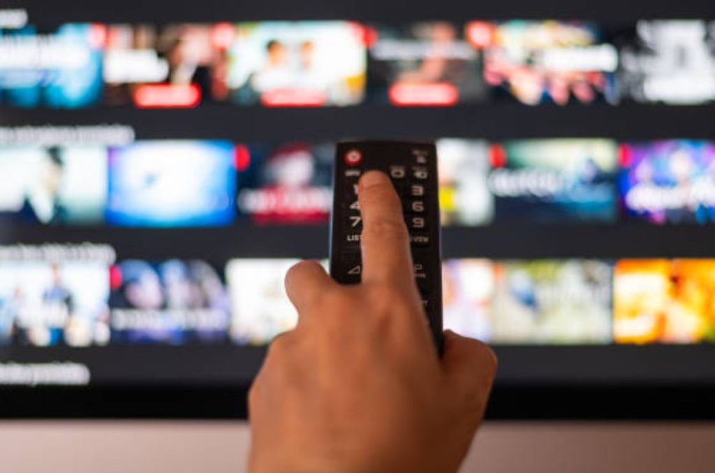 Si con esta lluvia solo puedes pensar en ver películas, a continuación te presentamos un listado de los filmes que no te puede perder.