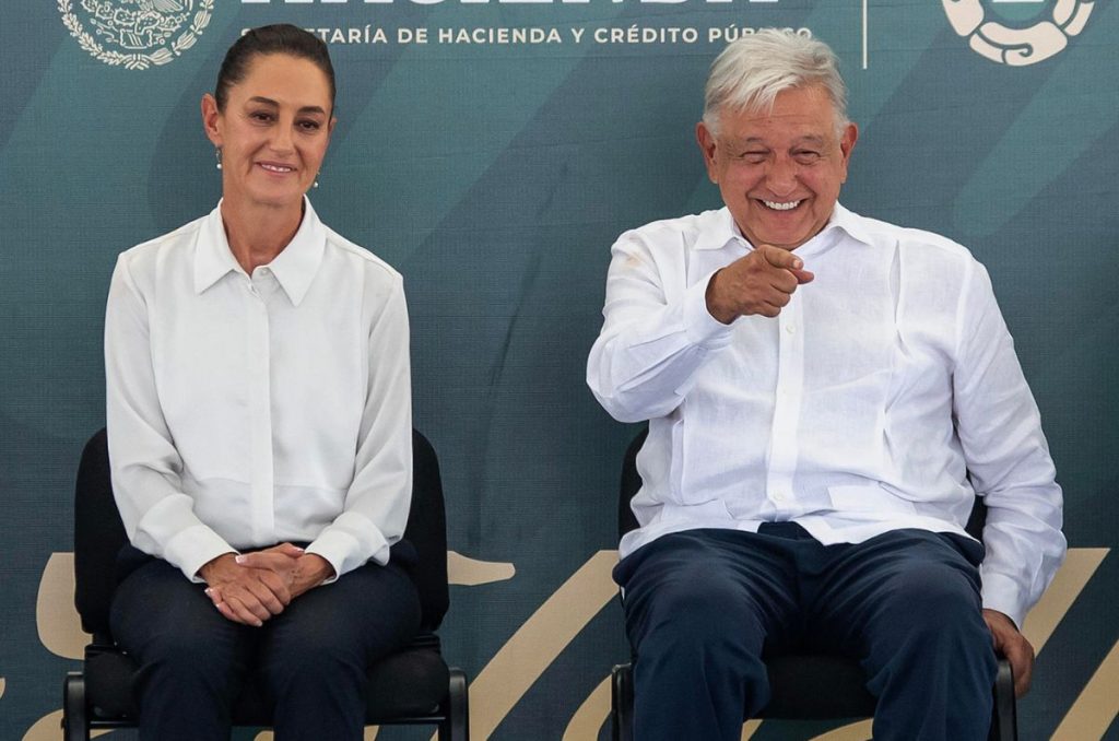 El presidente de México, Andrés Manuel López Obrador, aseguró que 'no va haber retrocesos' con el cambio de Gobierno con Sheinbaum.