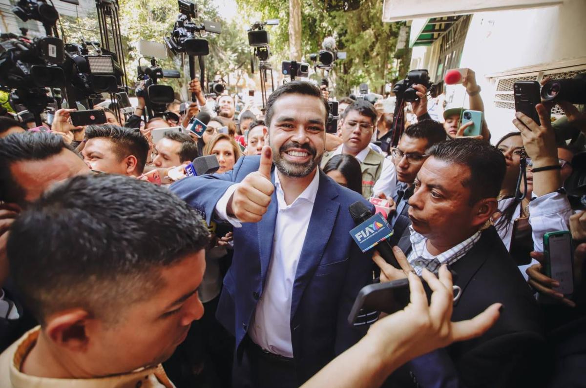 Así fue el momento en que Jorge Álvarez Máynez emitió su voto en CDMX