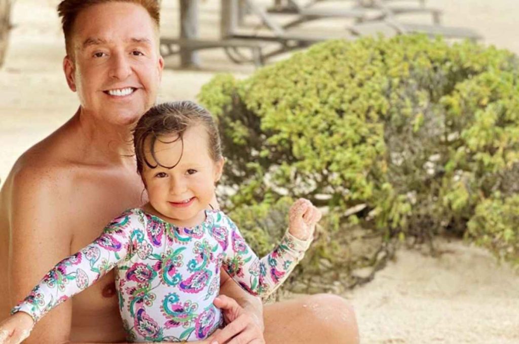 Conoce a Michaela, la hija única de Daniel Bisogno y su exesposa Cristina Riva Palacio. Sus padres cuidan mucho su privacidad.