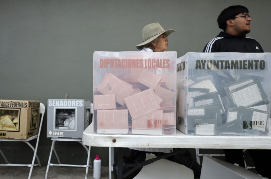 Tras las Elecciones 2024, el INE perfila el recuento de aproximadamente el 60% de las casillas por irregularidades en actas; descartan fraude.