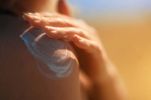 Los PEORES bloqueadores solares, según Profeco