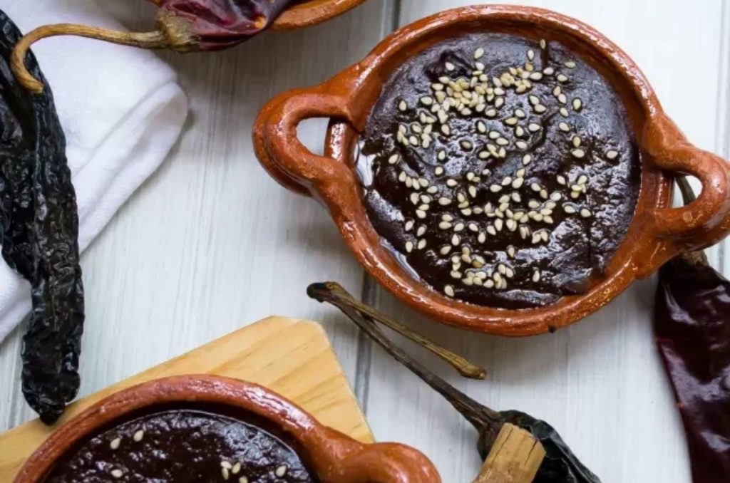 La Profeco estudió 33 moles, de los cuales este resultó ser uno de los más baratos y con mejor calificación por cumplir con las normas.