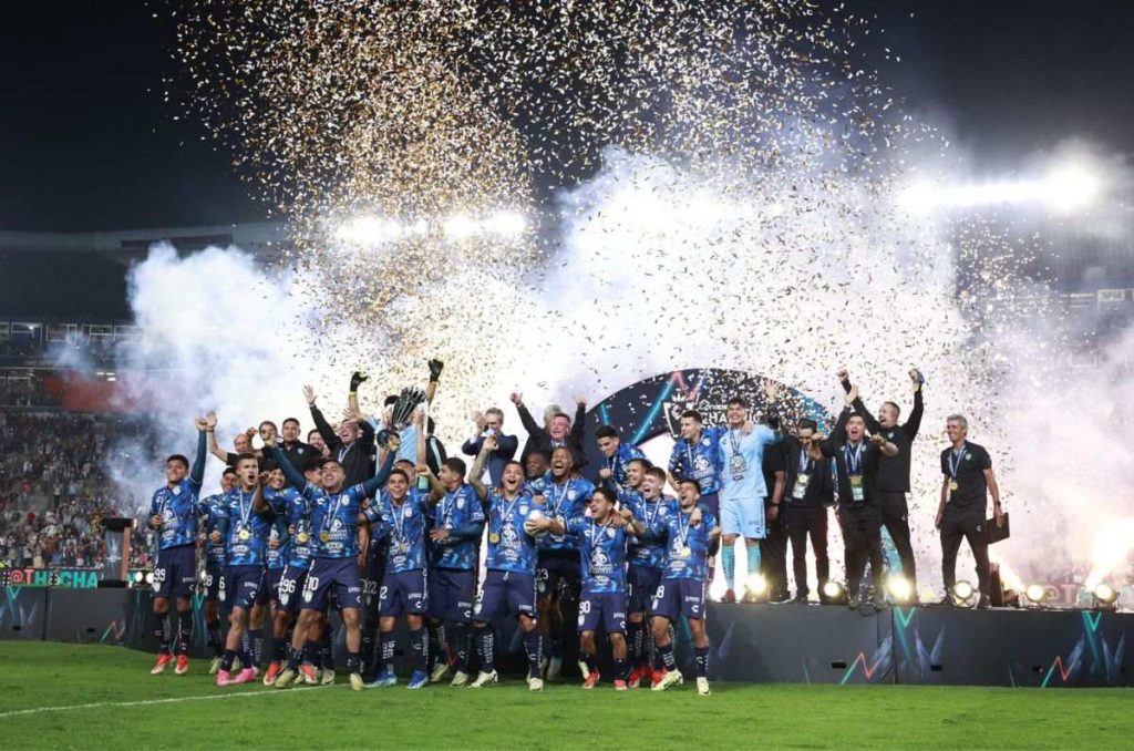 Pachuca terminó por golear al Columbus Crew en el Estadio Hidalgo! Los Tuzos lograron quedarse con el título de la Concachampions.