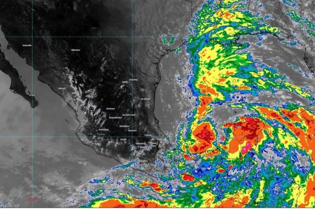 El Servicio Meteorológico Nacional (SMN) prevé la formación de la primera tormenta tropical de la temporada en el Atlántico en 48 horas.