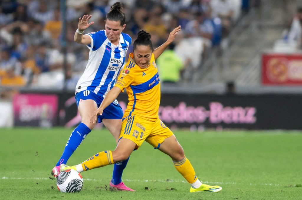 ¡El norte tendrá nueva reina! Rayadas y Tigres Femenil escriben un capítulo más en su historia de rivalidad con el Campeón de Campeonas.