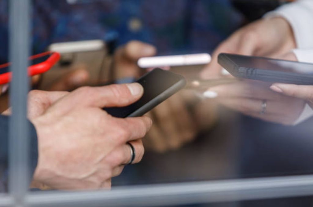 ¿Llegó a tu cuenta dinero que no tenías contemplado? ¡No lo gastes! Te decimos qué hacer si recibes una transferencia bancaria por error.