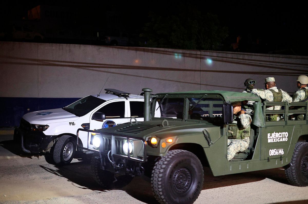 Atacan con explosivos un cuartel de la Policía en Acapulco