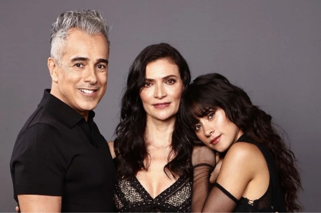 Juanita Molina interpreta a 'Mila', la hija de 'Armando Mendoza' y 'Beatriz Pinzón Solano' en la secuela de 'Betty, La Fea'.