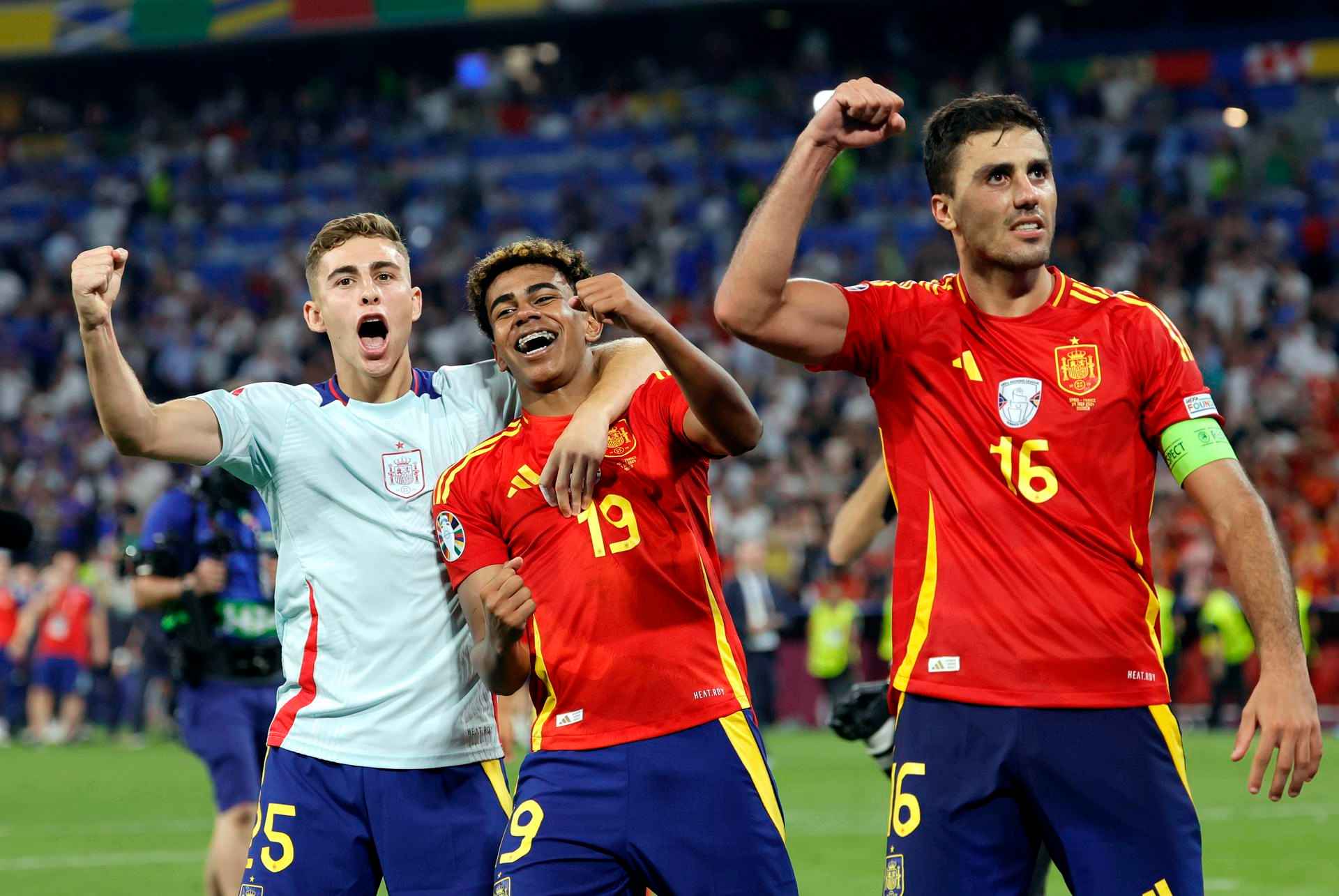 España logra imponerse ante Francia 2-1 y se apunta una final más de la Eurocopa, ahora en su edición 2024; conoce los detalles. / EFE