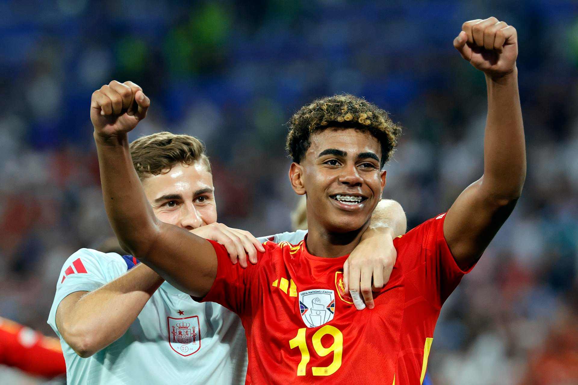 España logra imponerse ante Francia 2-1 y se apunta una final más de la Eurocopa, ahora en su edición 2024; conoce los detalles. / EFE