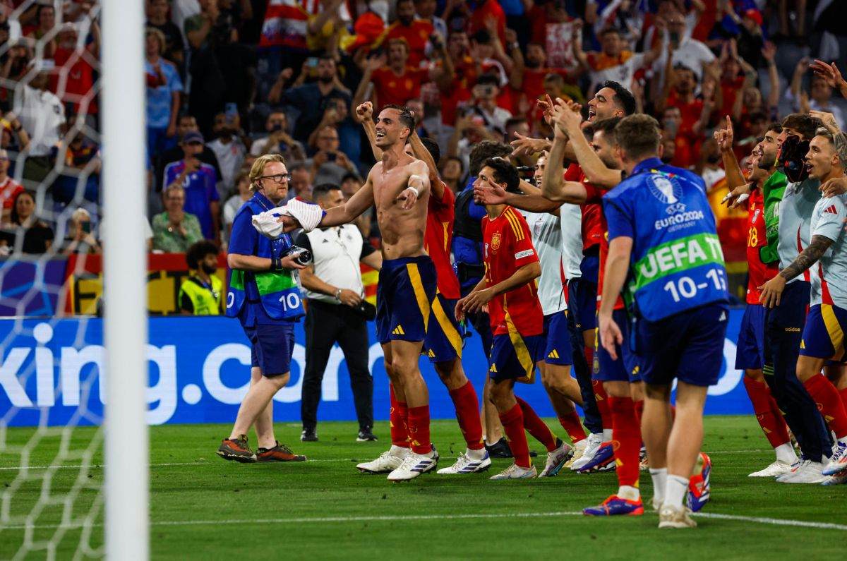 España logra imponerse ante Francia 2-1 y se apunta una final más de la Eurocopa, ahora en su edición 2024; conoce los detalles. / EFE