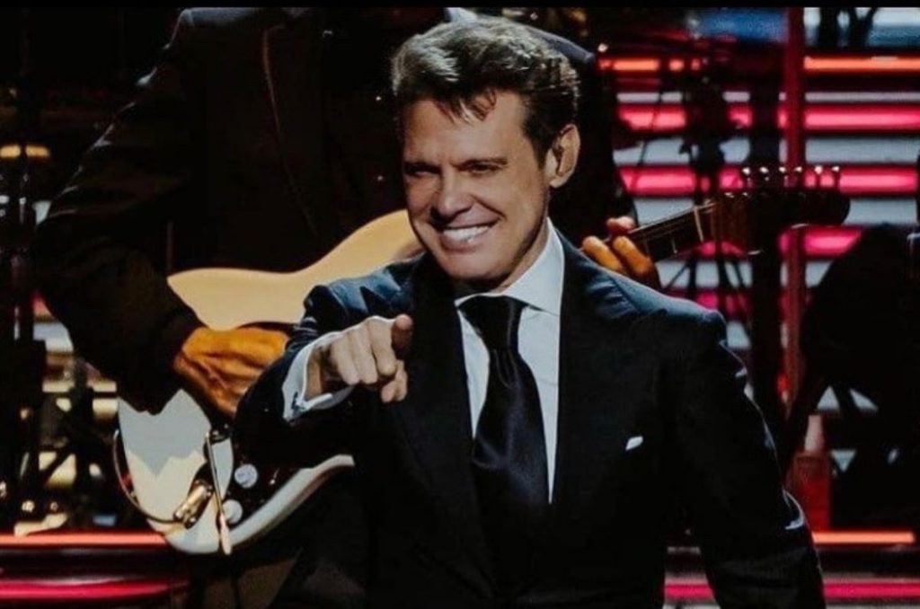 'El Sol' verdaderamente saldrá para todos y GRATIS; Luis Miguel confirma que dará concierto gratuito en México; conoce los detalles.