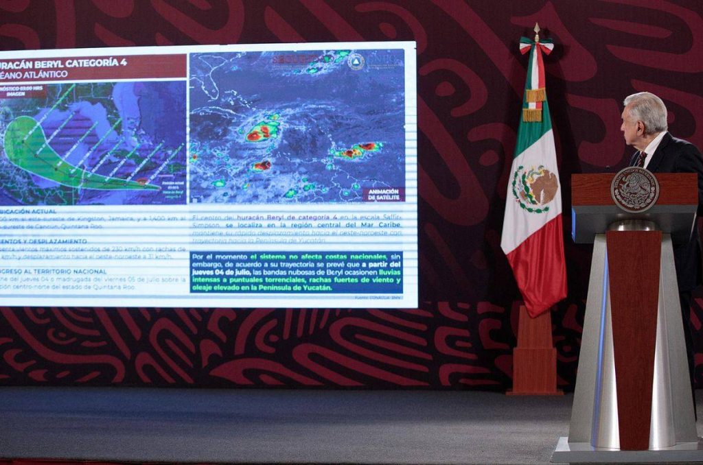 El Gobierno de México desplegó a más de 8 mil 500 elementos de las Fuerzas Armadas y de otras dependencias ante el azote del Huracán Beryl.
