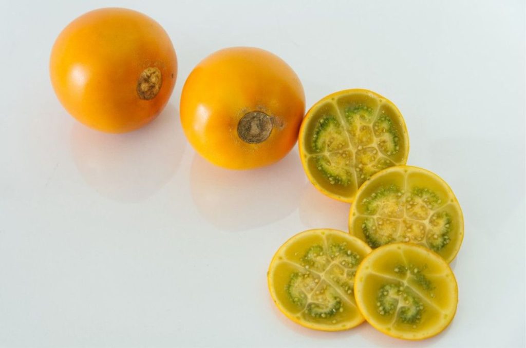 Una fruta tropical exótica con un sabor cítrico refrescante y un sinfín de propiedades beneficiosas para la salud; conoce más sobre el lulo.