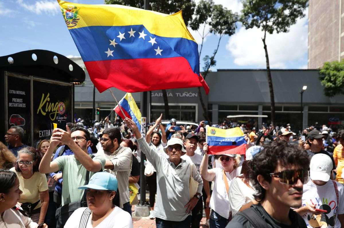 Suben a 11 muertos en Venezuela en protestas contra resultado electoral del CNE, dice ONG