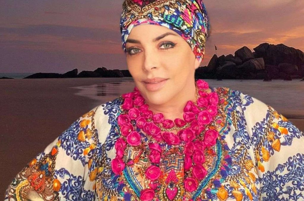 La actriz Verónica Castro reveló que actualmente sufre algunos problemas de salud, mismos que la llevaron a ser hospitalizada.