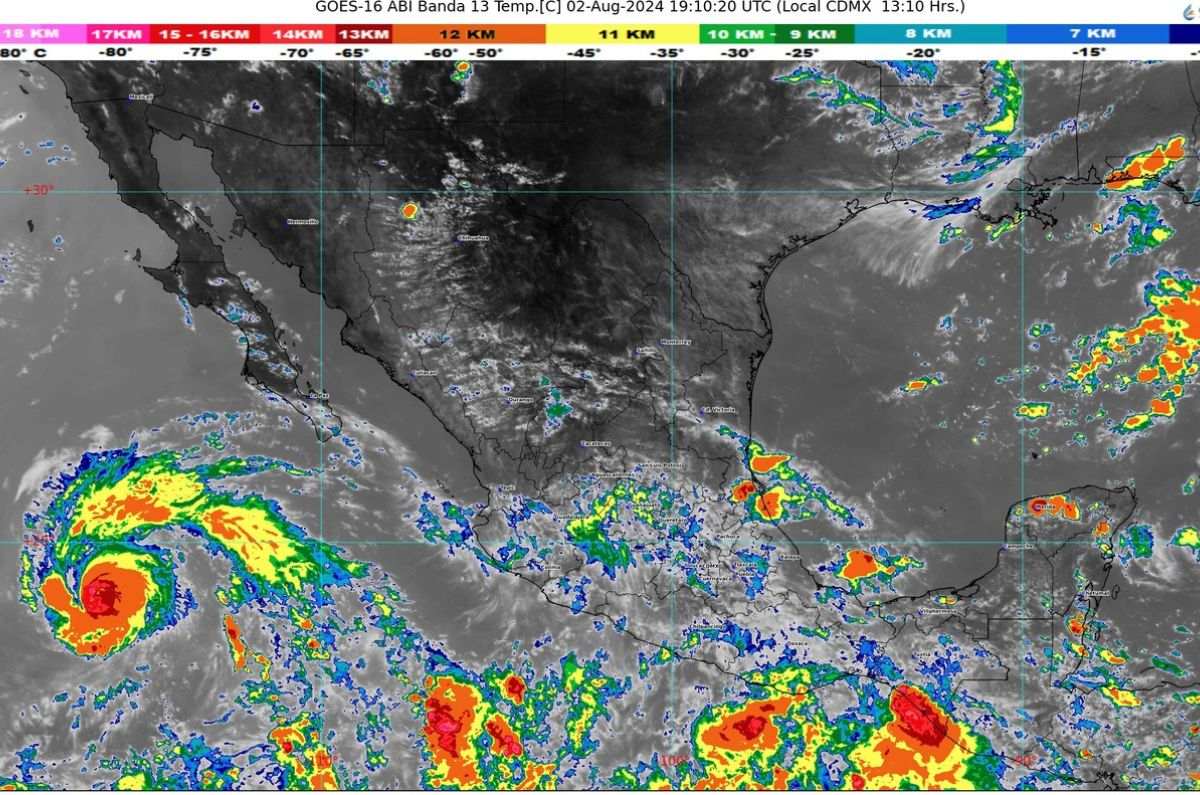 Ciclón Carlotta se intensifica a huracán, ¿Cuándo impactará México?