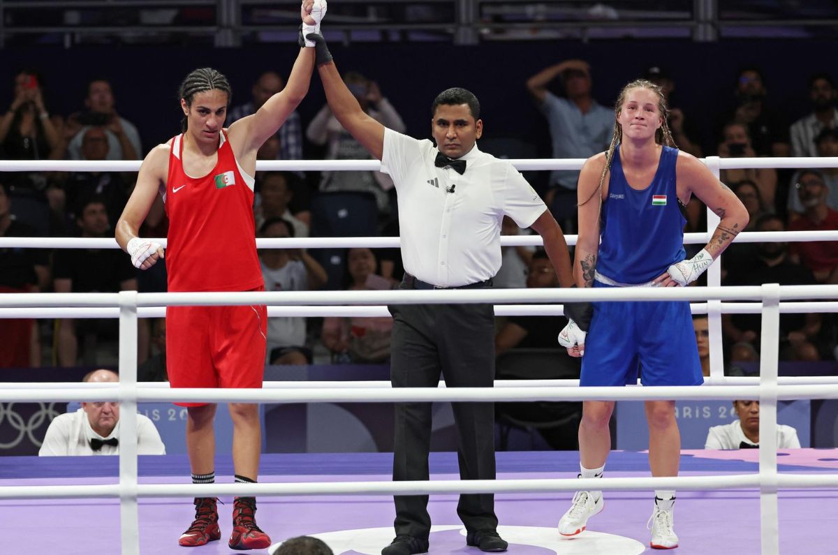 La argelina Imane Khelif se impuso a Lucca Anna Hamori por decisión unánime avanzó; a semifinales en Juegos Olímpicos de París 2024 / EFE