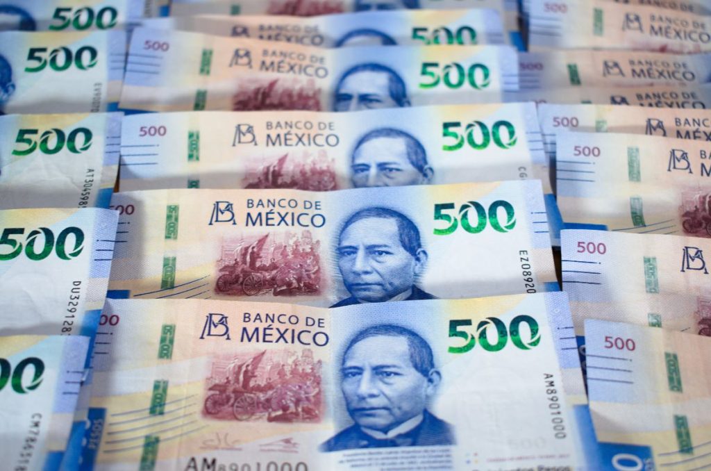 Revisa bien los billetes que das y recibes a la hora de hacer pagos; Banxico lanza alerta por circulación de billetes alterados.