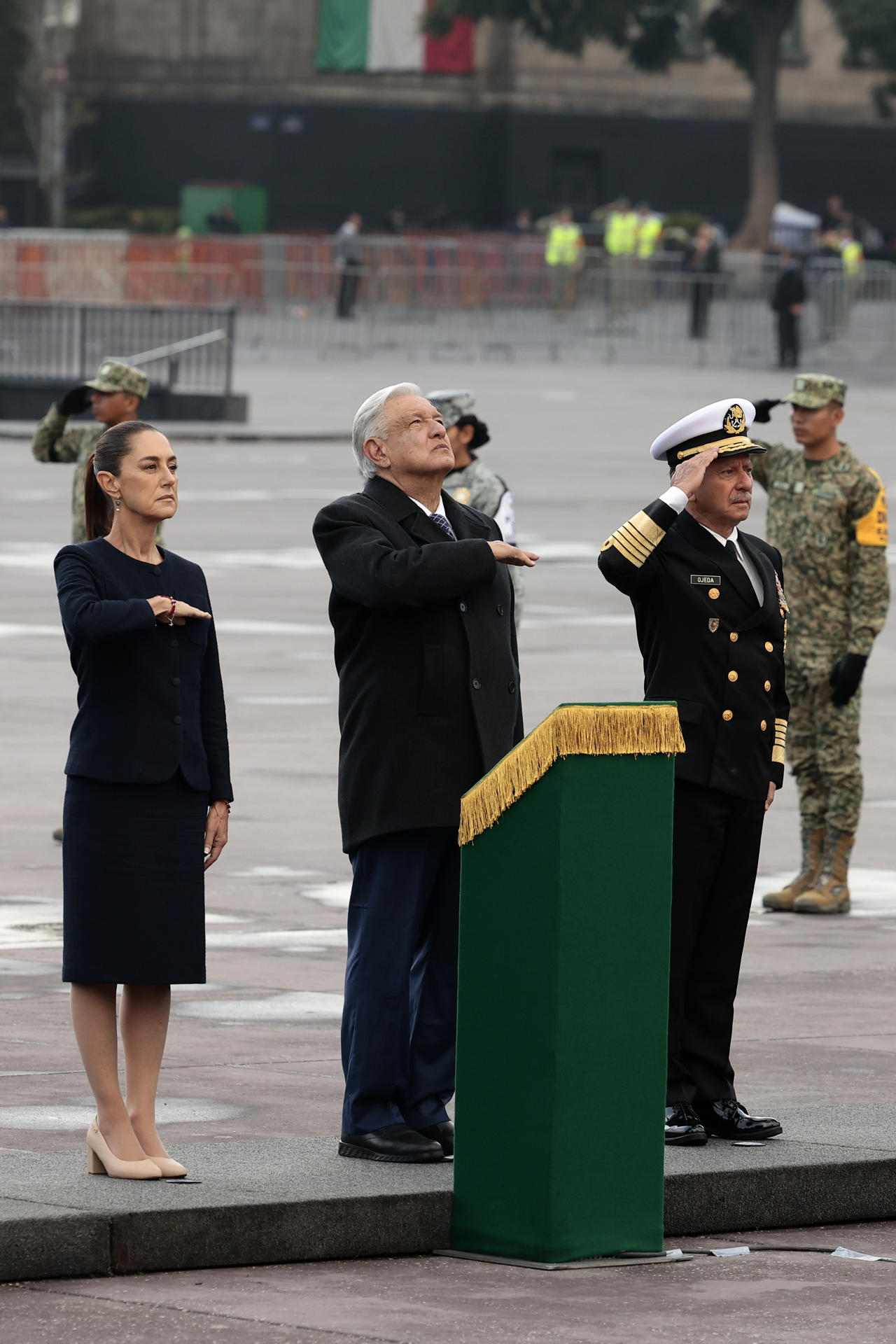 El presidente mexicano, Andrés Manuel López Obrador, y la mandataria electa, Claudia Sheinbaum, conmemoraron a las víctimas del 19S. / EFE