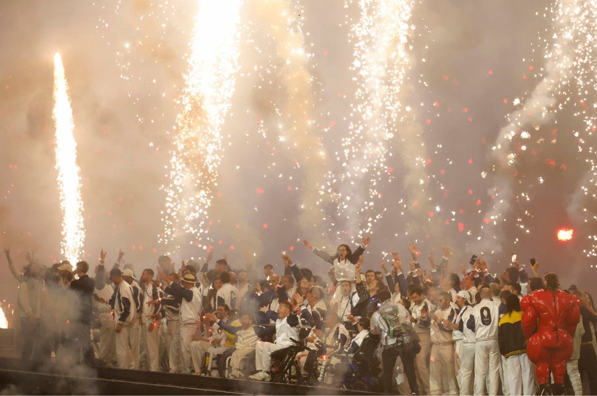 París cerró con broche de oro los Juegos Paralímpicos 2024 con una verdadera fiesta en el Estadio de Francia; entérate de los detalles.  / EFE