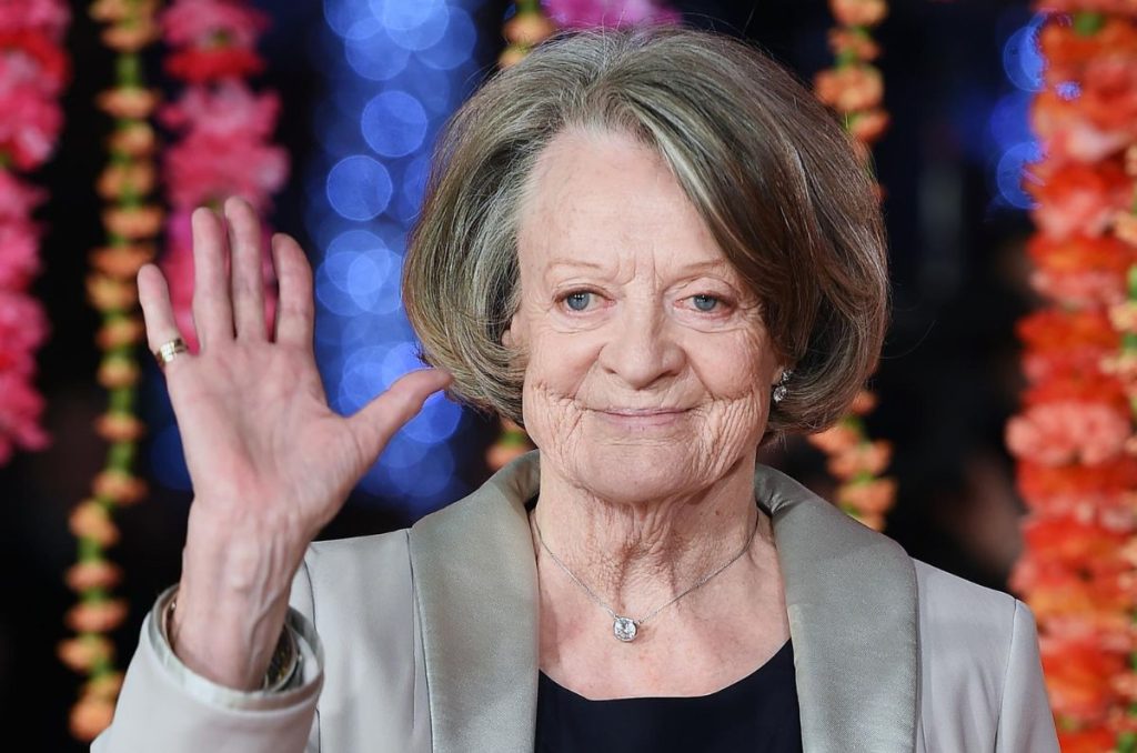 Maggie Smith es recordada por interpretar a 'Profesora Mcgonagall' en Harry Potter y a  'Violet, condesa viuda de Grantham' en Downtown Abbey.