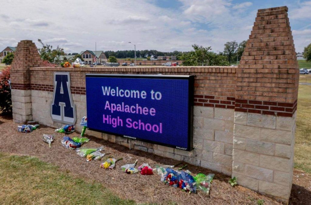El Gobierno de México confirmó este jueves que un menor de edad con nacionalidad mexicana está entre las víctimas del tiroteo en una escuela en Georgia.