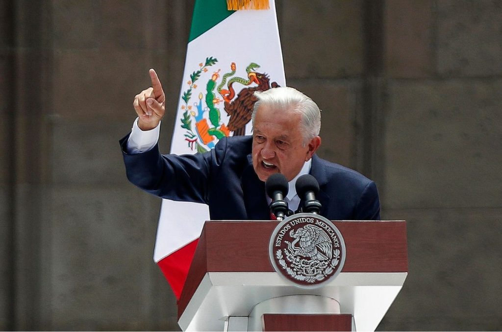 El presidente Andrés Manuel López Obrador (AMLO) ofreció este domingo su sexto y último Informe de Gobierno en el Zócalo de la Ciudad de México.