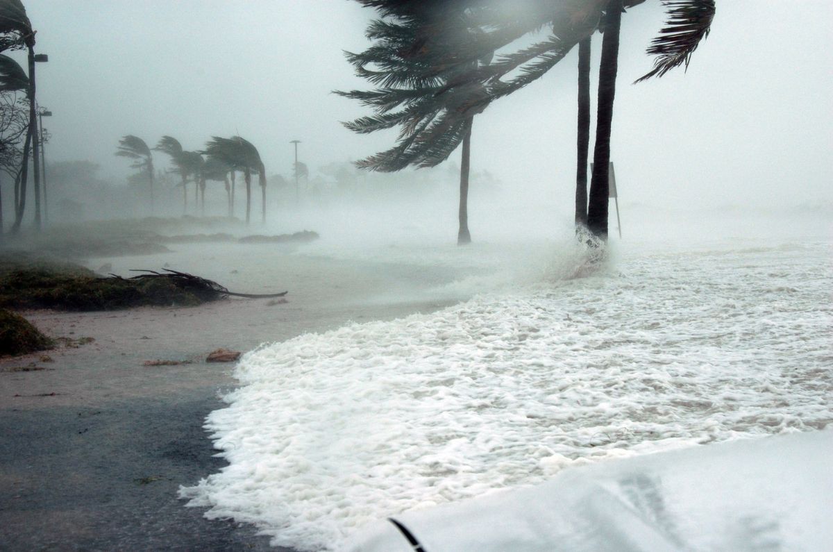 La crisis climática potenció lluvias y vientos destructivos de Milton, según científicos