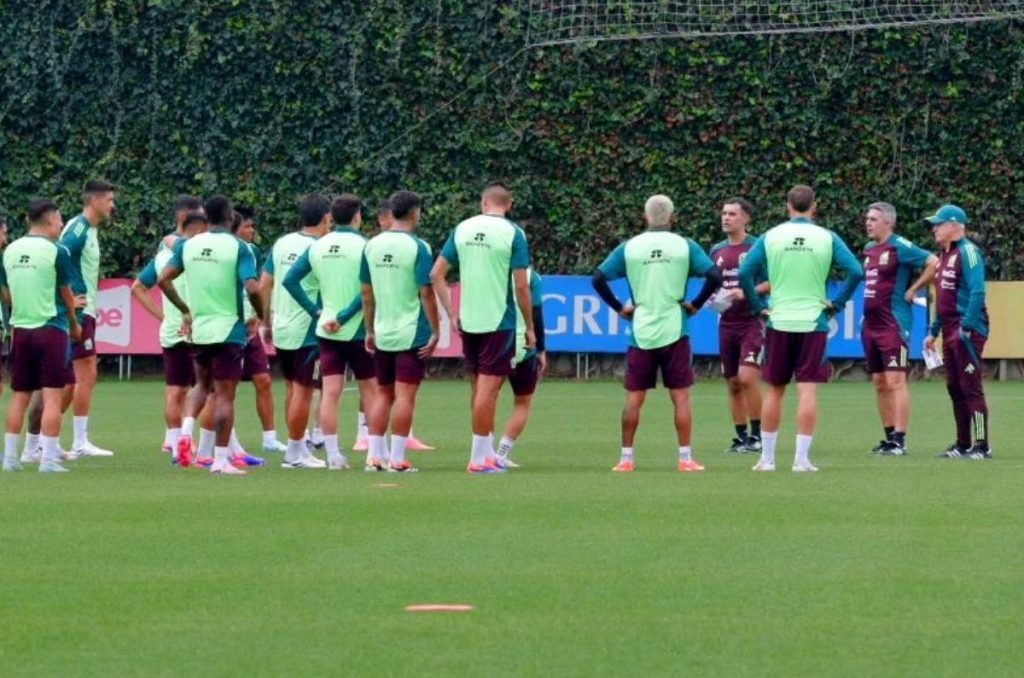 Todo parece indicar que la Selección Mexicana quiere terminar con partidos moleros. Desde la FMF estarían terminando con contrato importante.