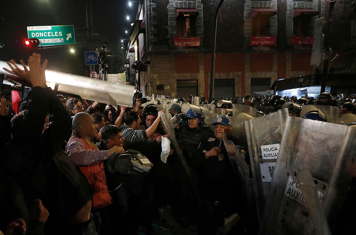 Entre protestas, Senado aprueba Reforma Judicial