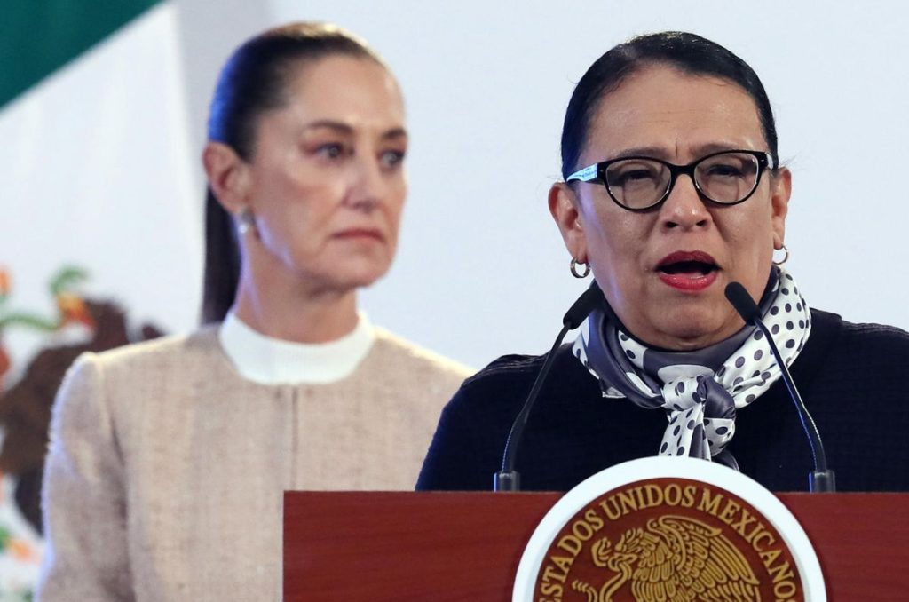 La secretaria de Gobernación, Rosa Icela Rodríguez, durante la conferencia de prensa en Palacio Nacional.