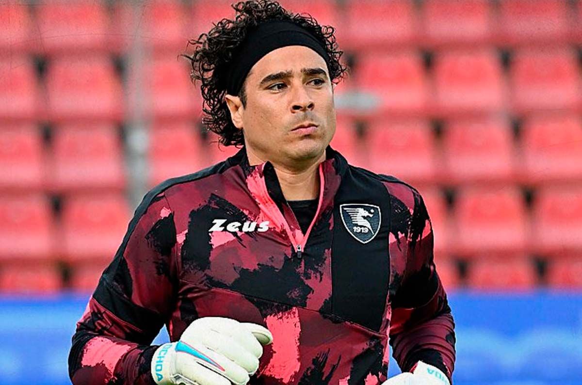 AVS SAD vs Porto: Cómo y dónde ver a Guillermo Ochoa