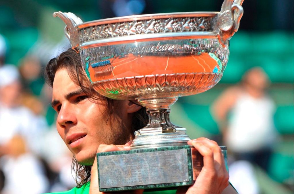 Rafael Nadal anunció este jueves su retiro y asegura que se va "con la tranquilidad absoluta de haber dado el máximo".