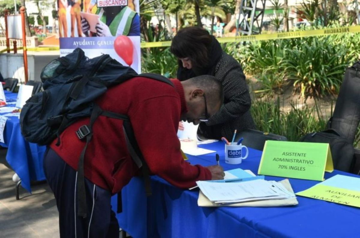 Encuentra tu próximo empleo en la Micro Feria de Azcapotzalco