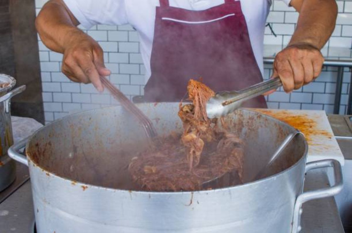 UNAM alerta: riesgos de la comida callejera que debes conocer