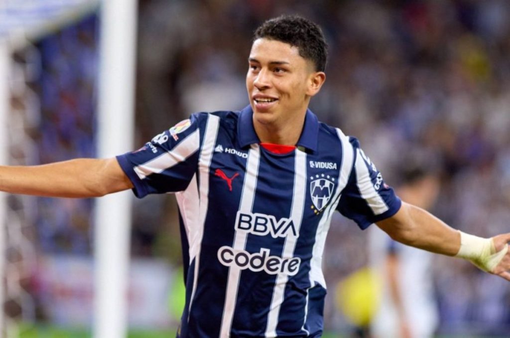 Johan Rojas es buscado por Efraín Juárez