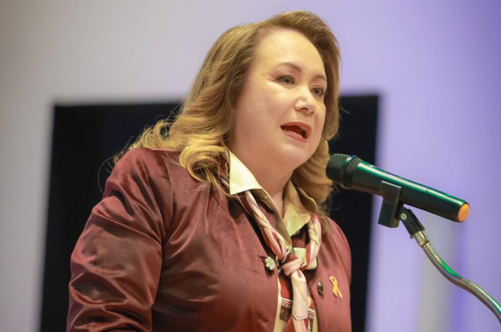 Yasmín Esquivel y su caso de plagio